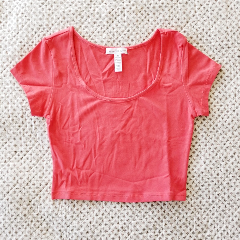 LAST CHANCE! 🌺 Coral Crop Tee